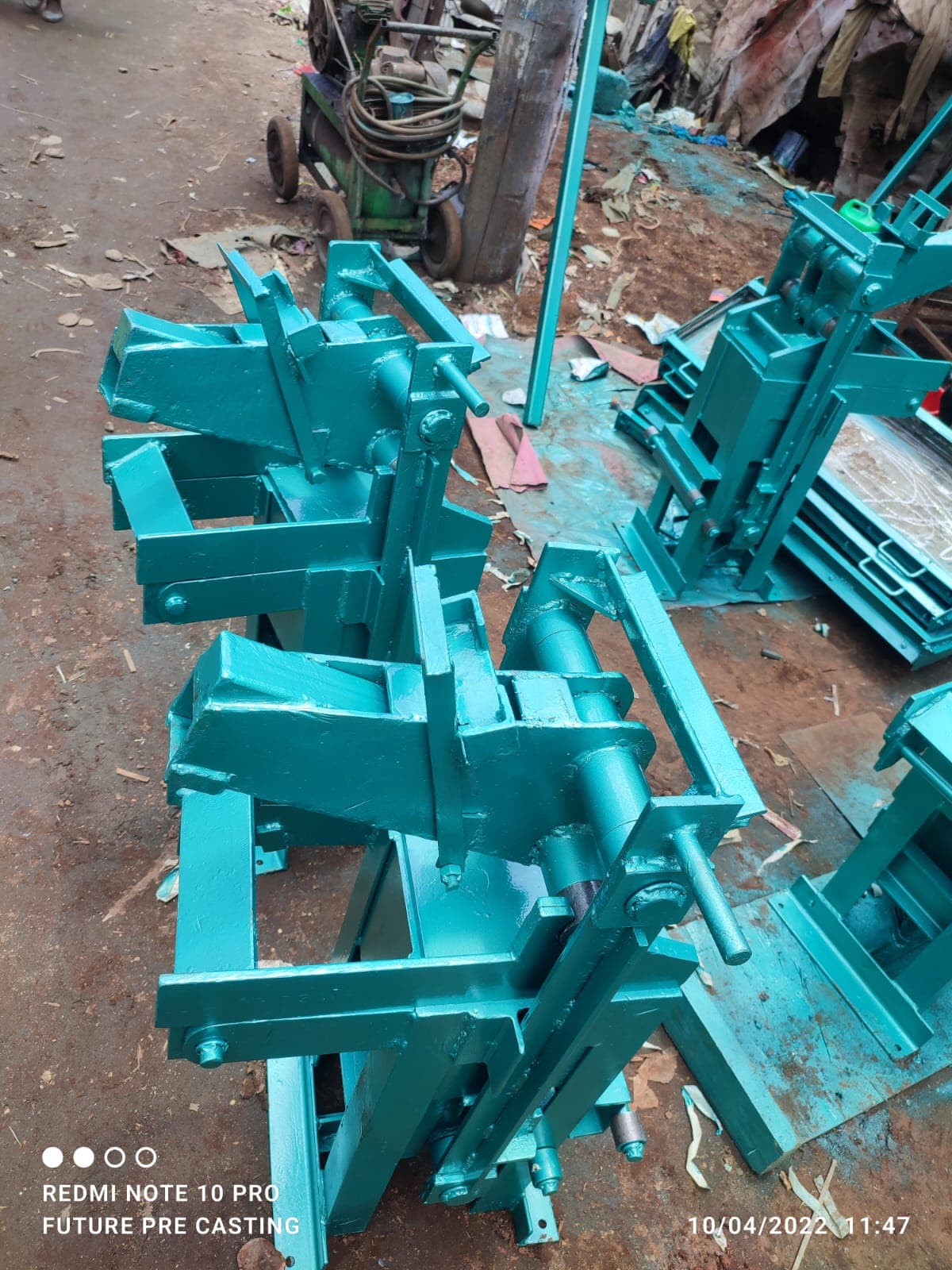 Interlocking Soil Bricks Machine